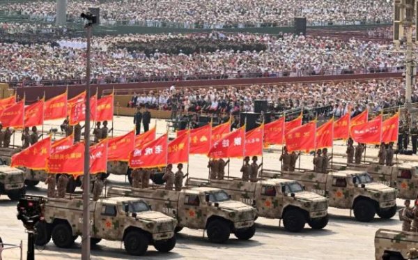 汇银配资 九三大阅兵的新装备，竟让西方破防到“拒绝接受现实”？